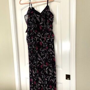 Beautiful long dress . Great for any occasion .